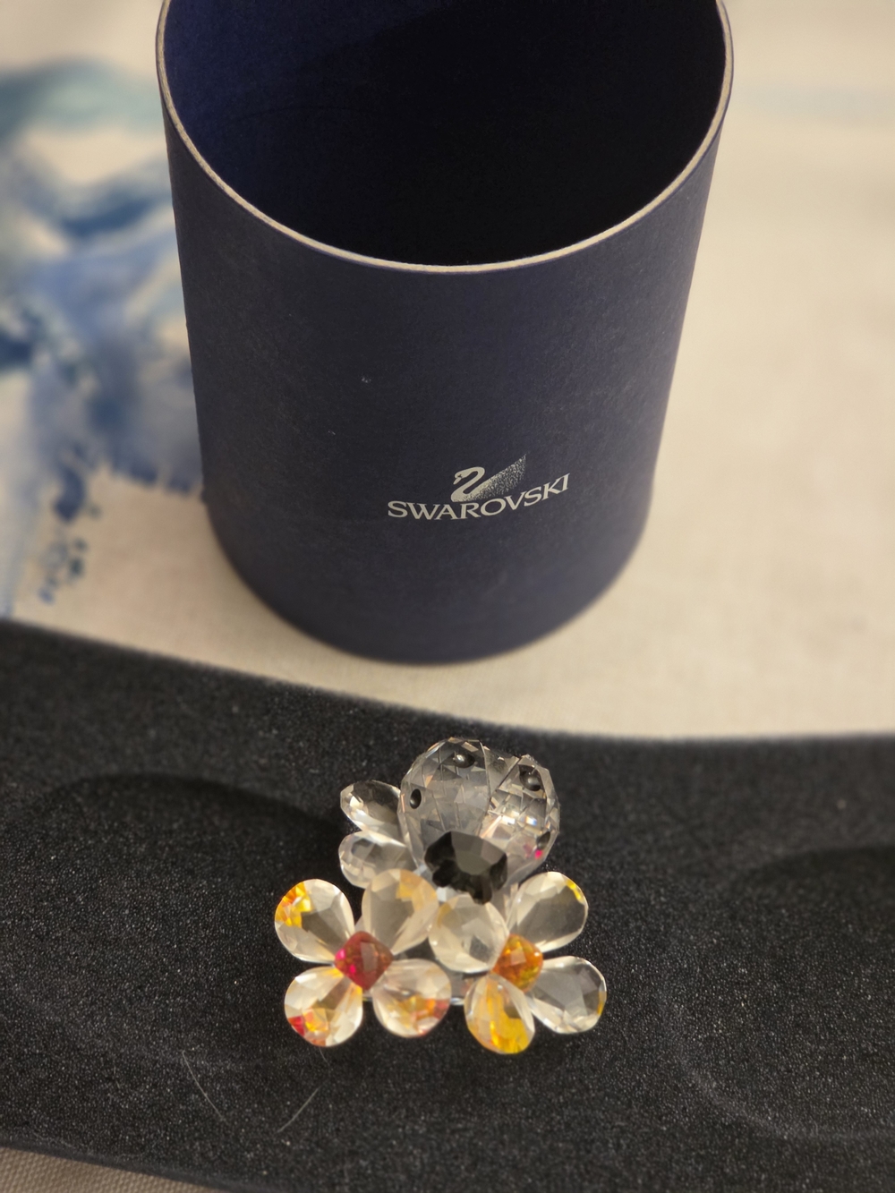 Retired Swarovski Crystal Ladybug On Flower Figurine 842804 Original Box + COA